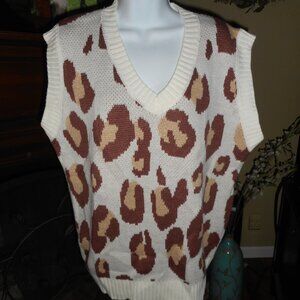 BOGO FREE, NWOT Oversized Animal Print Leopard sweater vest, Small